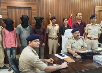 अररिया – बंद मकानों की रेकी कर चोरी करने वाले गिरोह का पर्दाफाश, छह गिरफ्तार